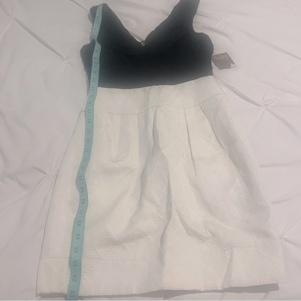 Taylor Dress Black Ivory 2P - Picture 5 of 8